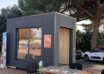 Garage moto sans permis - garage moto design - garage vélo - garage livré tout en 1